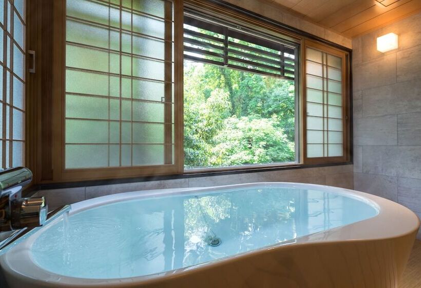 בית מלון כפרי Miyajima Villa