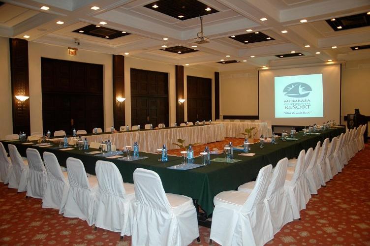호텔 Mombasa Continental Resort