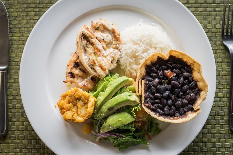 Отель Monteverde Lodge & Gardens By Boena