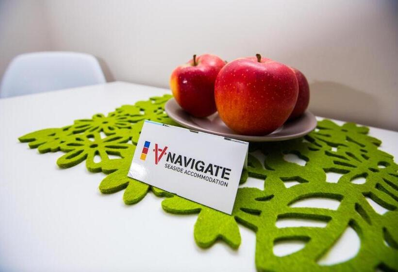 Navigate Seaside Hotel & Apartments