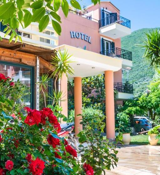 בית מלון כפרי Grand Nefeli