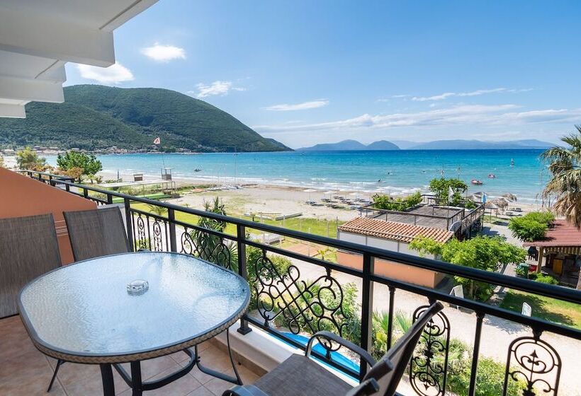 בית מלון כפרי Grand Nefeli