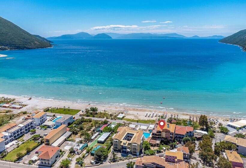 בית מלון כפרי Grand Nefeli