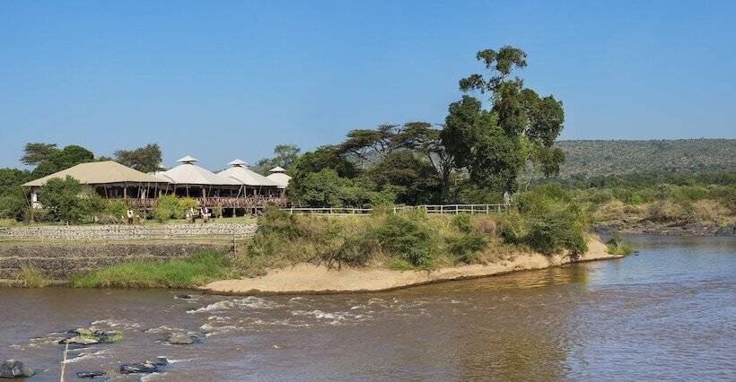 Отель Neptune Mara Rianta Luxury Camp