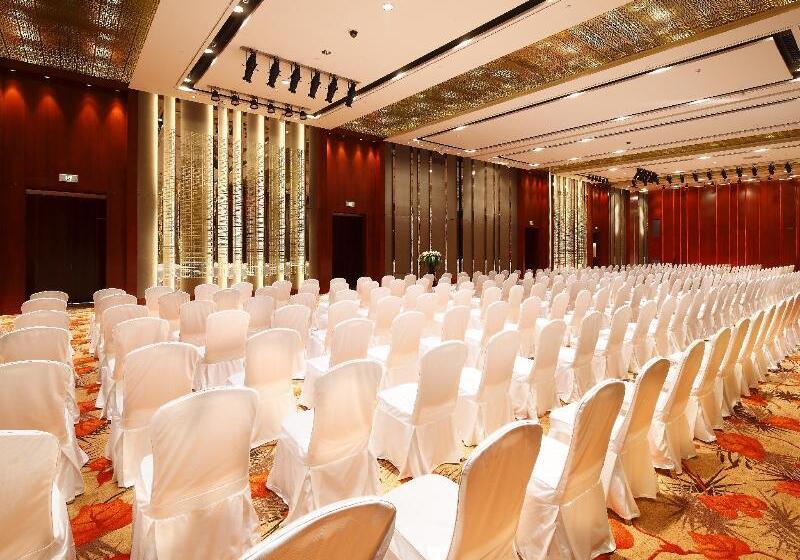 Отель Nikko Xiamen