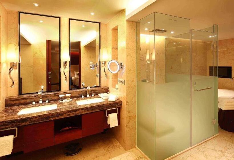 Отель Nikko Xiamen