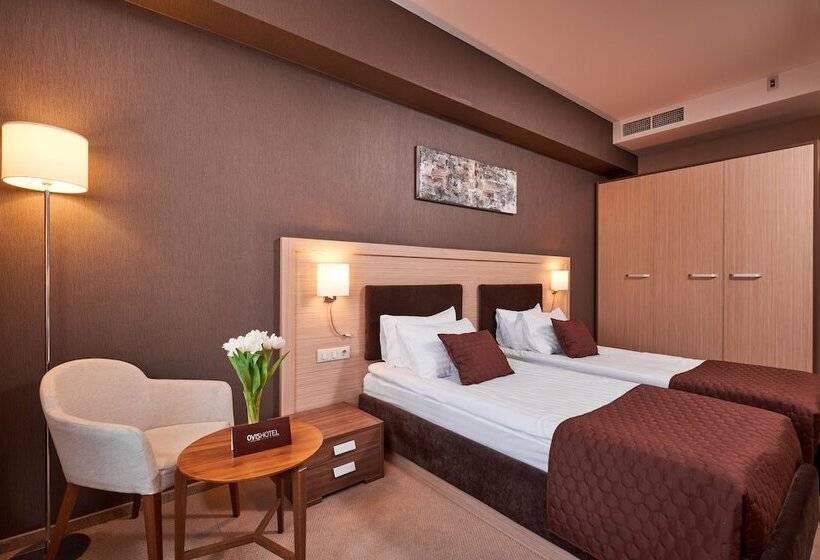 هتل Ovis