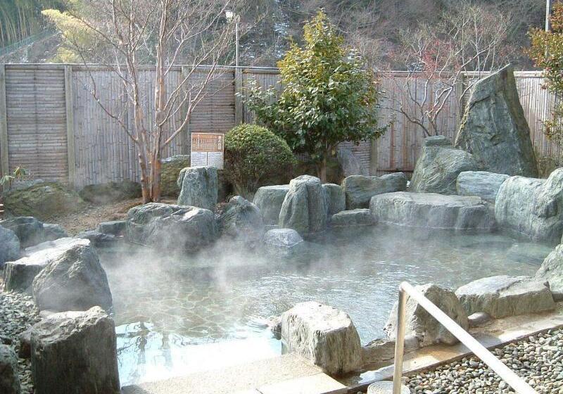 בית מלון כפרי Oyado Sansui