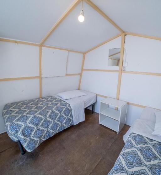 בית מלון כפרי Paradise Beach Resort