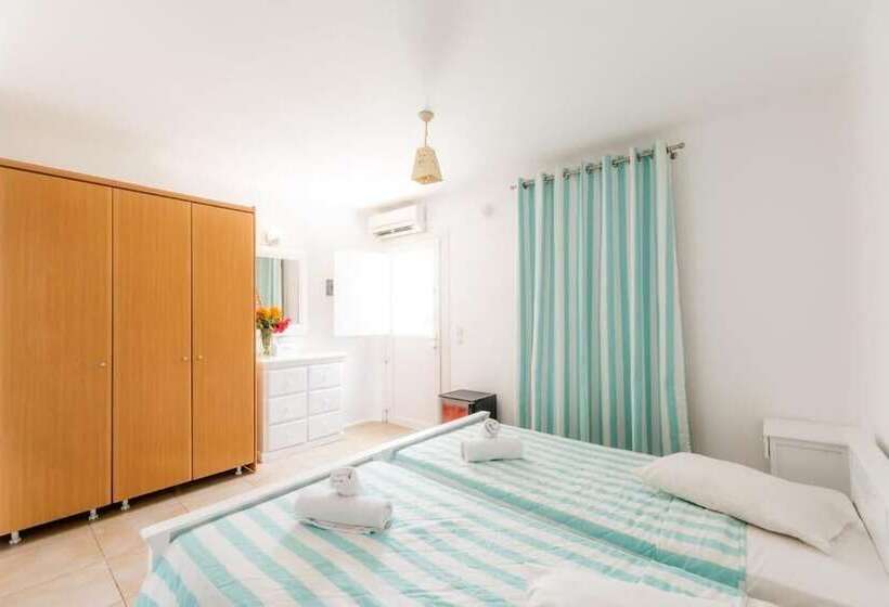 בית מלון כפרי Paradise Beach Resort