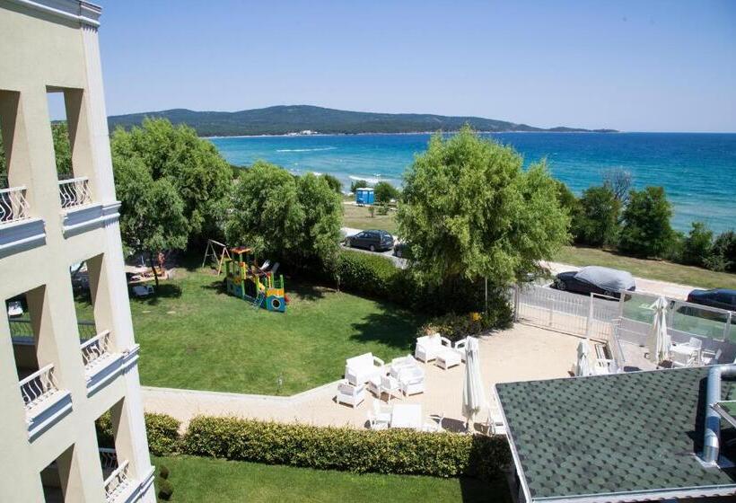 فندق Perla Beach Luxury All Inclusive & Free Beach Access