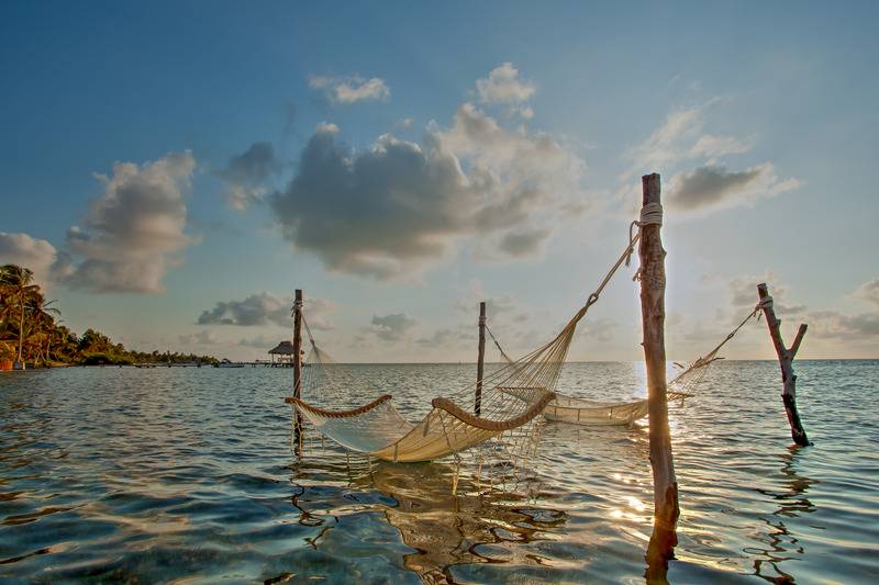 Отель Portofino Beach Resort An Authentic Island Escape!