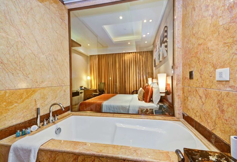 فندق Radisson Blu Kaushambi Delhi Ncr