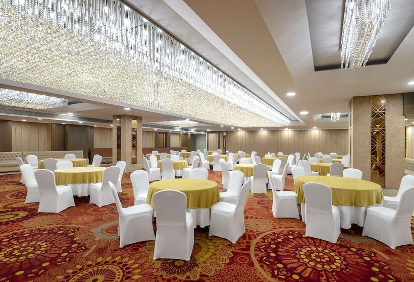 فندق Radisson Blu Kaushambi Delhi Ncr