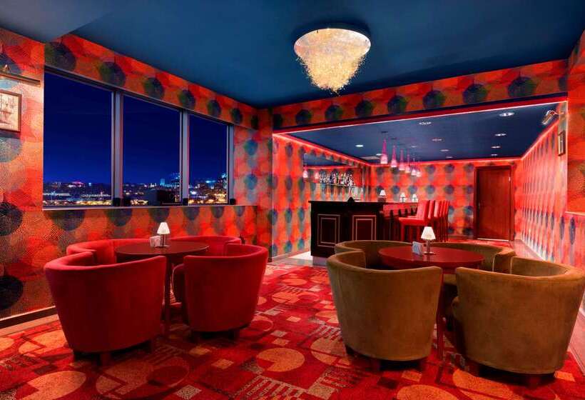 هتل Ramada Plaza By Wyndham Gence