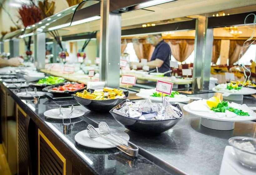 هتل Ramada Plaza By Wyndham Gence