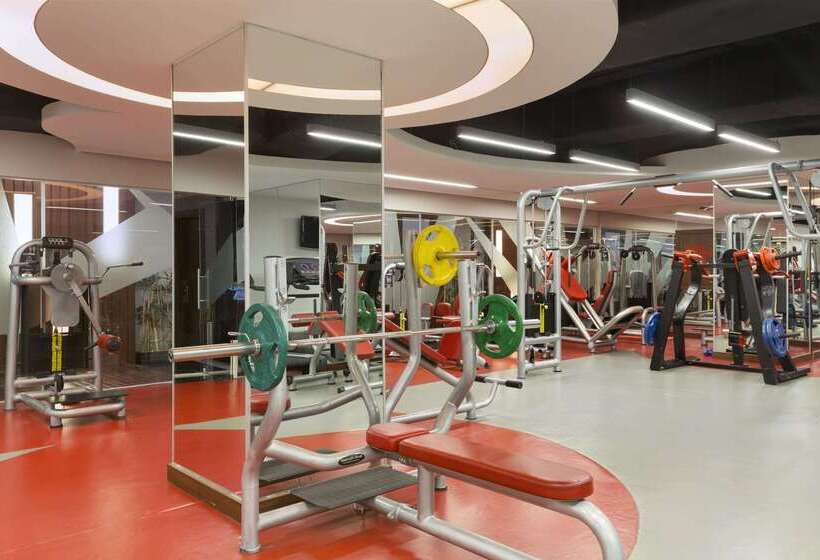 هتل Ramada Plaza By Wyndham Izmit