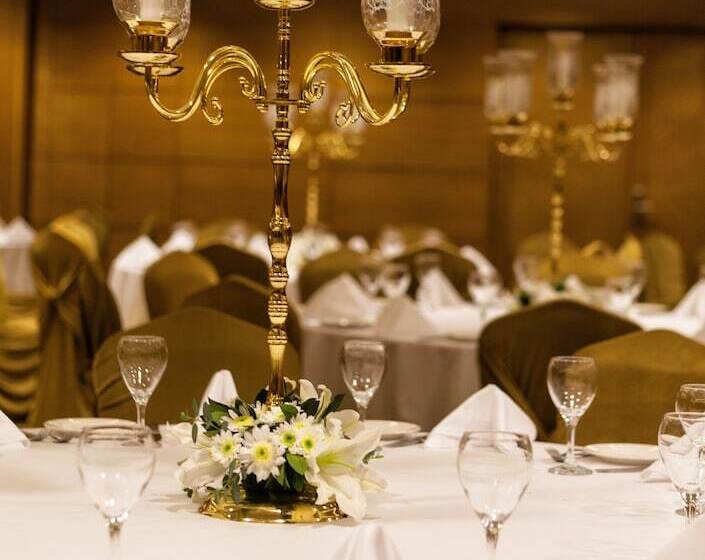 هتل Ramada Plaza By Wyndham Izmit