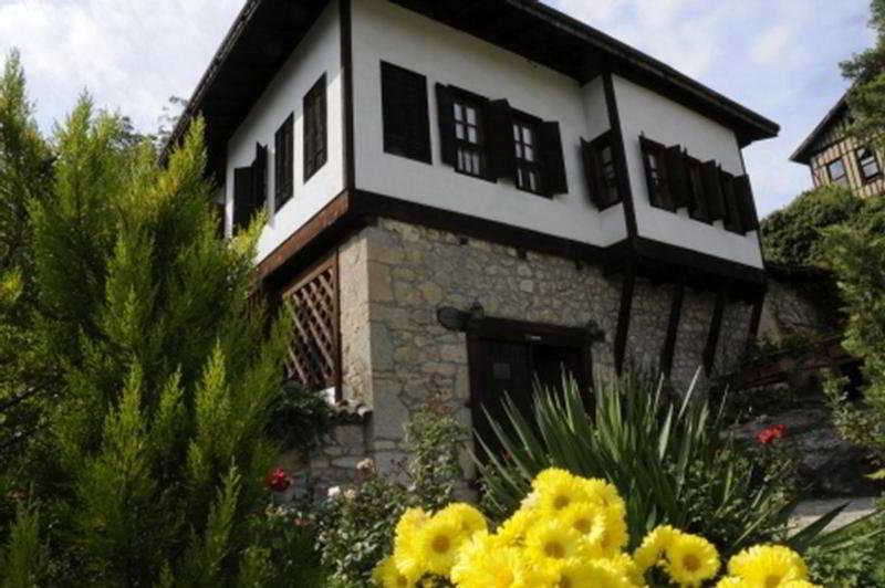 فندق Rasitler Bag Evi