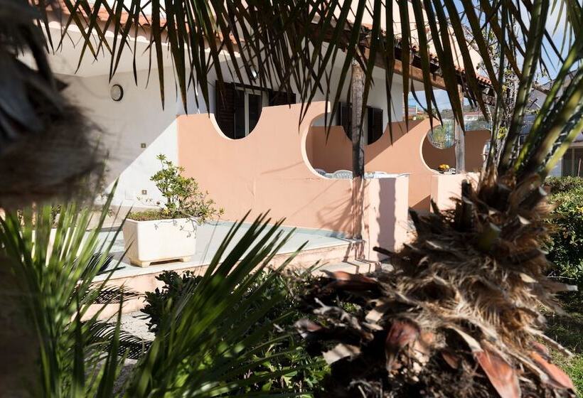 בית מלון כפרי Residence Esmeraldo