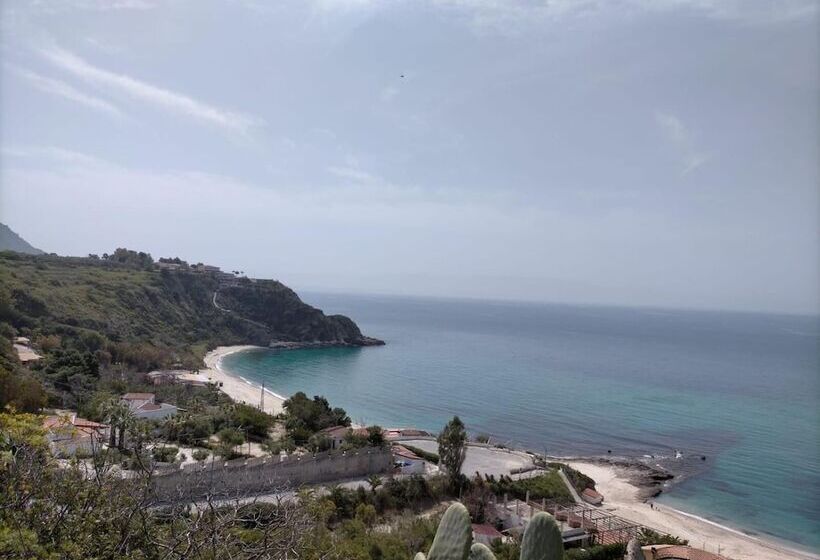 בית מלון כפרי Residence Esmeraldo