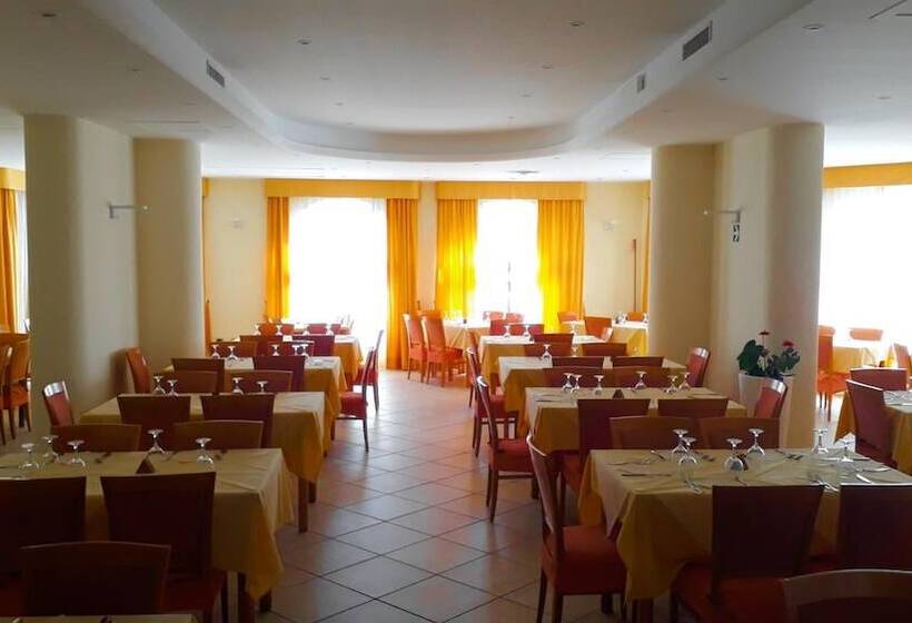 בית מלון כפרי Residence Esmeraldo