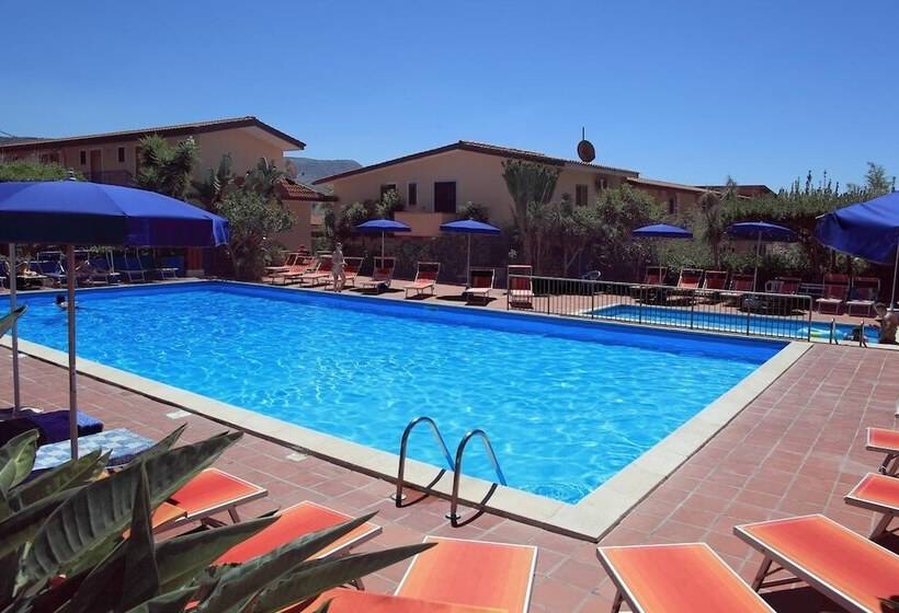 בית מלון כפרי Residence Esmeraldo