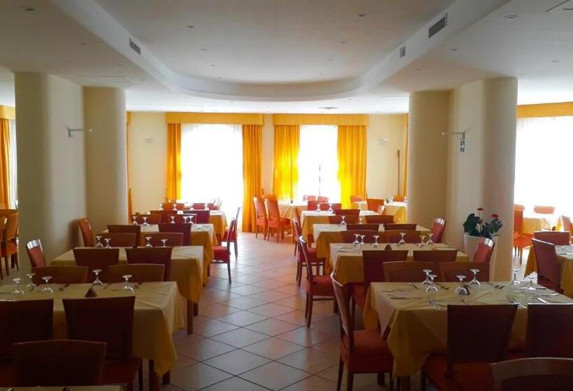 בית מלון כפרי Residence Esmeraldo