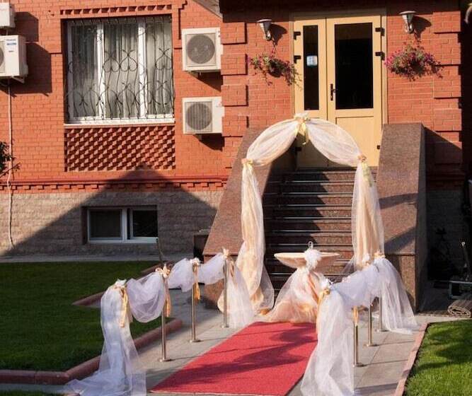 בית מלון כפרי Residence Troya