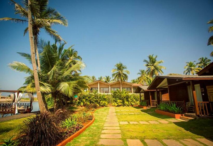 酒店 Riva Beach Resort