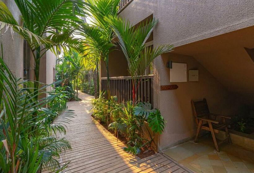 酒店 Riva Beach Resort