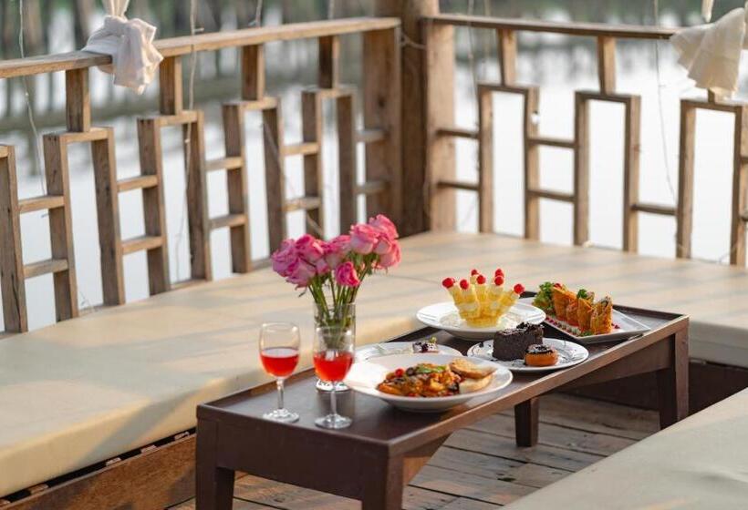 酒店 Riva Beach Resort