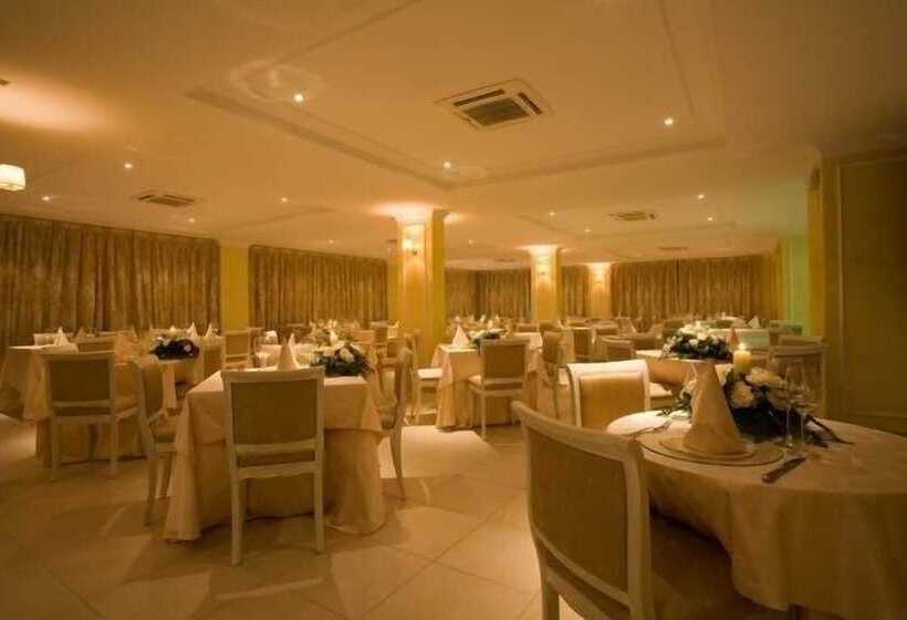 هتل Stella Marina