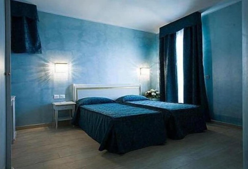 هتل Stella Marina