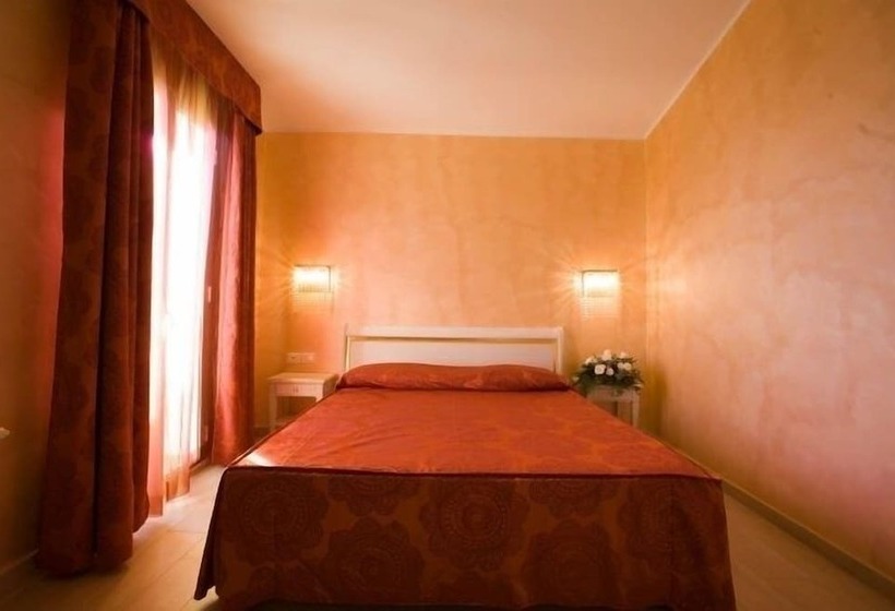 هتل Stella Marina