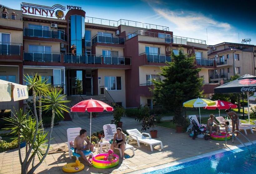 Отель Sunny