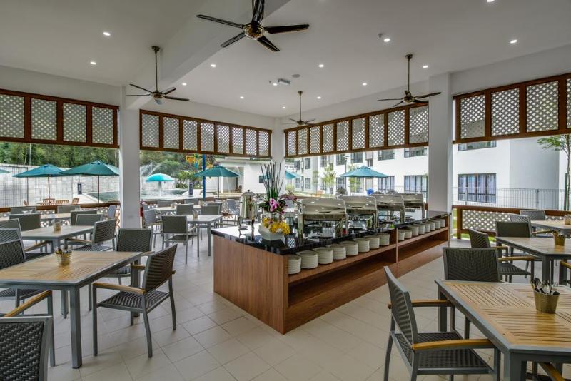 Отель Suria Apartment Bukit Merah