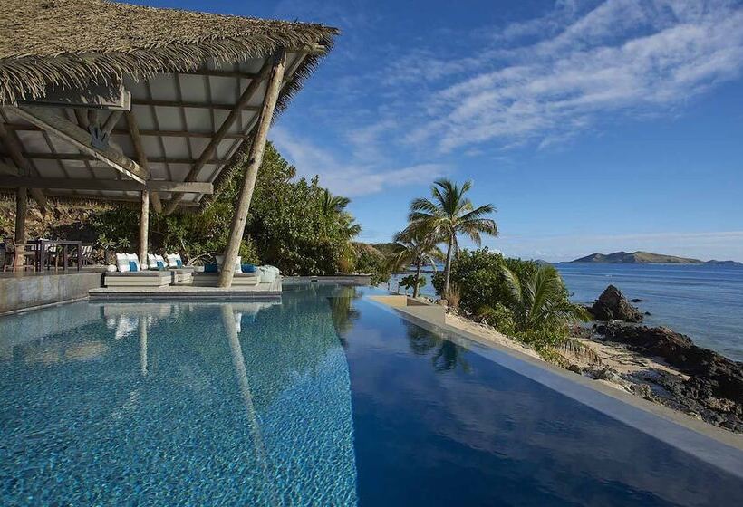 בית מלון כפרי Tadrai Island Resort