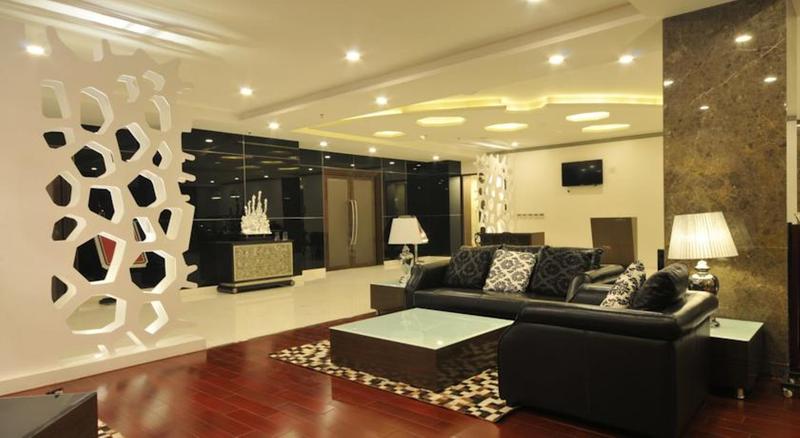 호텔 The Fern Residency  Rajkot