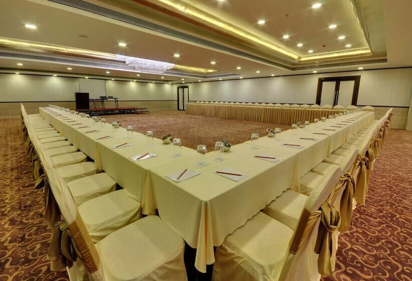 호텔 The Fern Residency  Rajkot