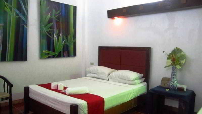 فندق The Lotus Garden Suites