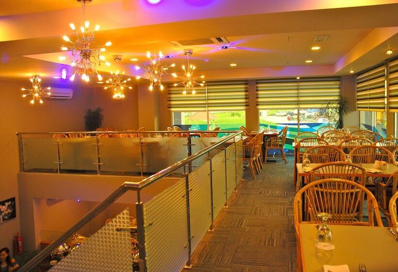 Отель The Pavilion