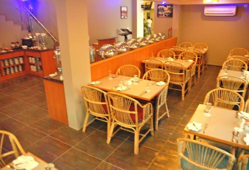 Отель The Pavilion