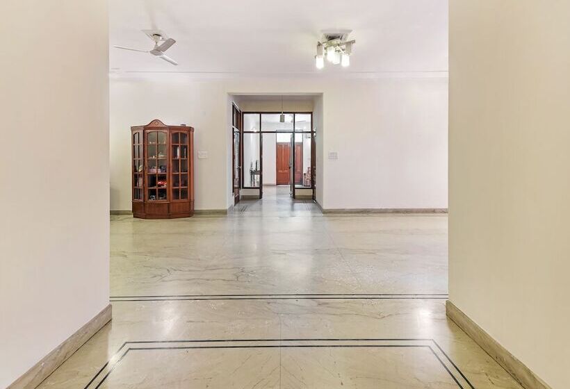 酒店 Treebo Trip The Nest Corporate