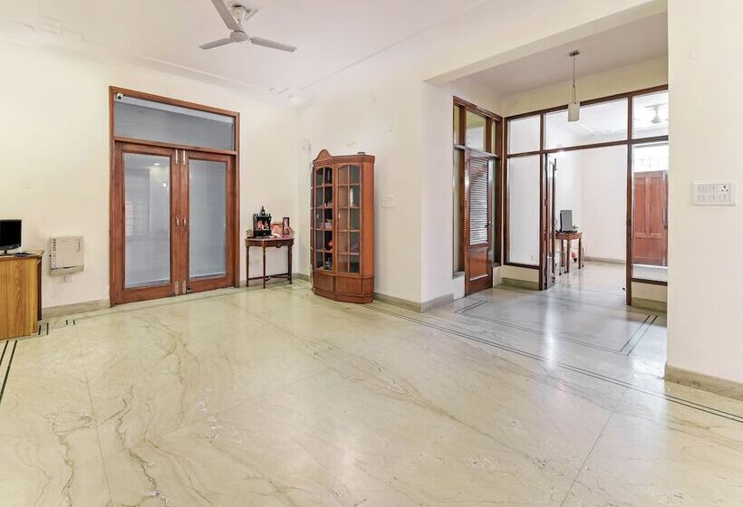 酒店 Treebo Trip The Nest Corporate