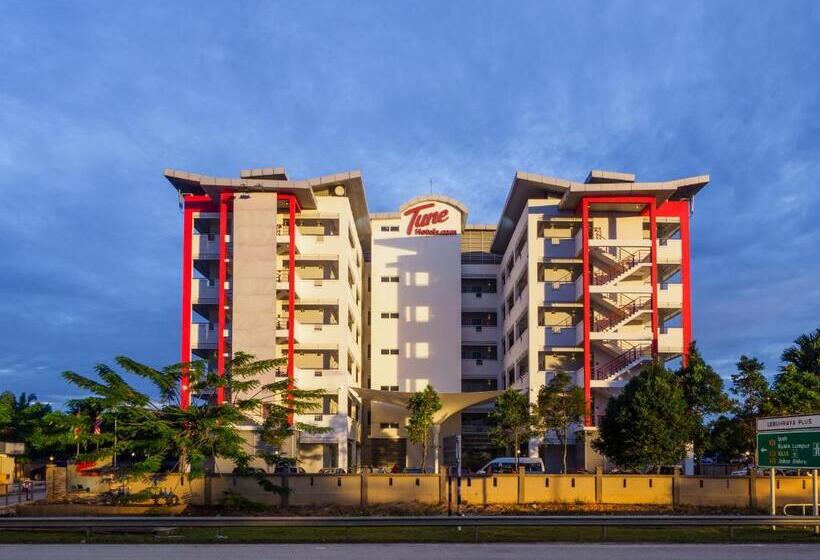 Tune Hotel Klia Aeropolis