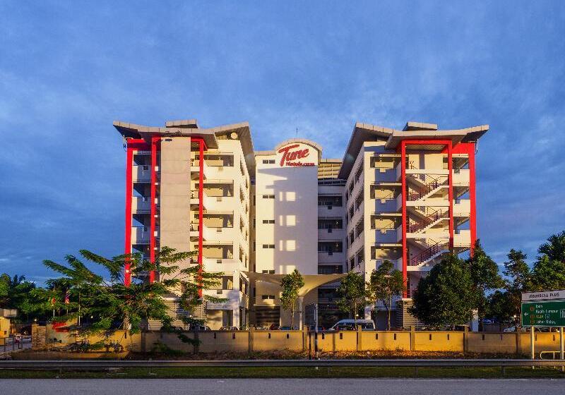 Tune Hotel Klia Aeropolis