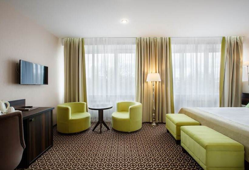 בית מלון כפרי Ural