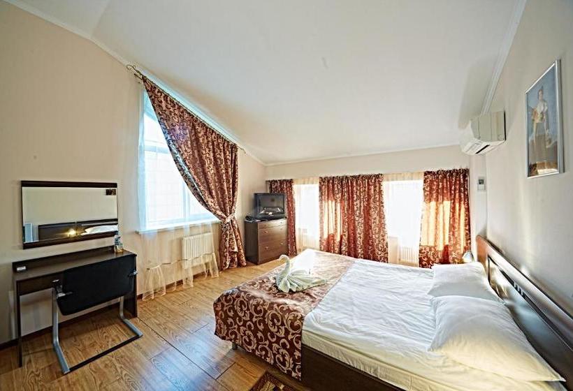 בית מלון כפרי Vladimir Plaza