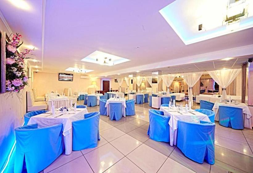 בית מלון כפרי Vladimir Plaza